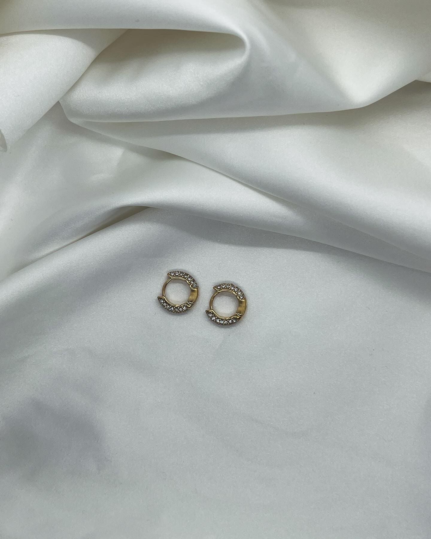 Argolas Redondas com Brilhantes