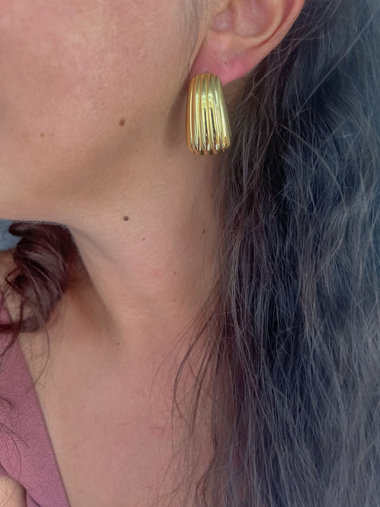 Brincos Diana Dourados